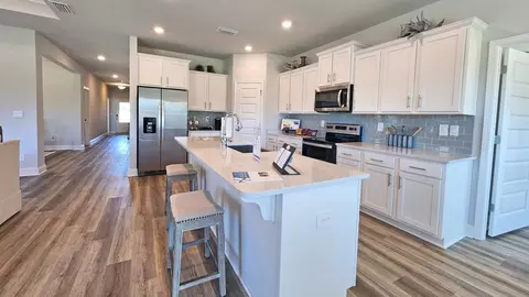 Kitchen - 1236 Provision Blvd, Mobile, AL 36608 photo 2 of 3