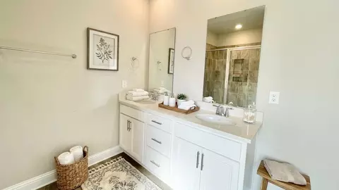 Bath - 1137 Relic Rd W, Mobile, AL 36608 photo 3 of 8