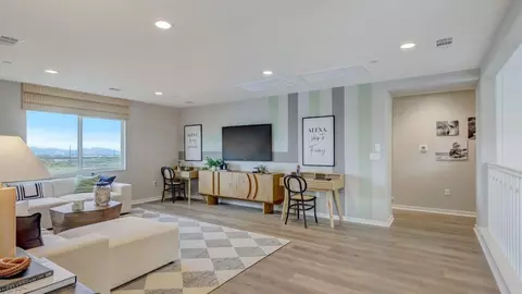 Entry Way - 30959 Campania Rd, Highland, CA 92346 photo 4 of 14