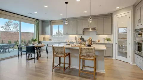 Kitchen - 30959 Campania Rd, Highland, CA 92346 photo 2 of 11