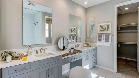 Bath - 30959 Campania Rd, Highland, CA 92346 photo 1 of 10