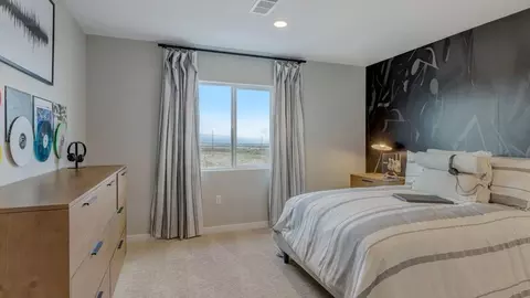 Bedroom - 30959 Campania Rd, Highland, CA 92346 photo 5 of 18