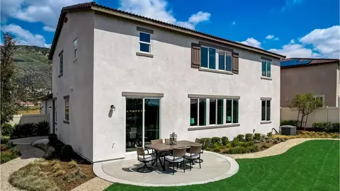 Exterior - 30959 Campania Rd, Highland, CA 92346 photo 7 of 10