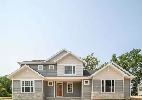 2182 Cherry Crest Ct, Sun Prairie, WI 53590