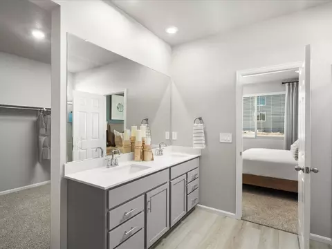 Bath - 10708 Waterloo Dr, Peyton, CO 80831 photo 2 of 3