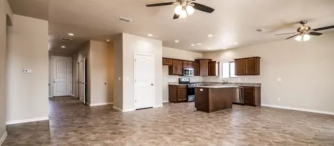 29 Torrey Pines Dr S, Fort Mohave, AZ 86426