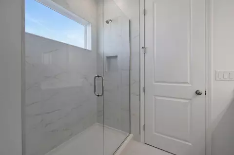 Bath - 6561 Quest St, Saint Cloud, FL 34771 photo 2 of 3
