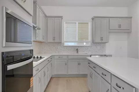 Kitchen - 6561 Quest St, Saint Cloud, FL 34771 photo 4 of 5