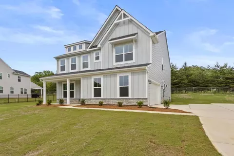 Exterior - 300 Lomond Loop, Chesapeake, VA 23322 photo 8 of 15