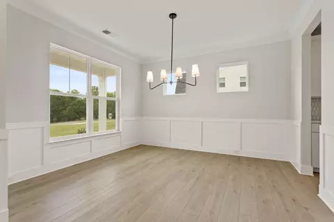 Dining - 300 Lomond Loop, Chesapeake, VA 23322 photo 1 of 5