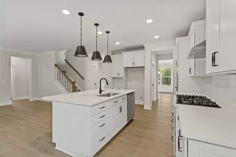 Kitchen - 300 Lomond Loop, Chesapeake, VA 23322 photo 2 of 10