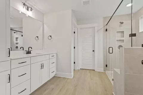 Entry Way - 300 Lomond Loop, Chesapeake, VA 23322 photo 3 of 6