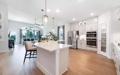 Kitchen - 435 Grey Leaf Rd, Buda, TX 78610 photo 16 of 18