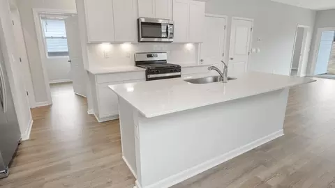 Kitchen - 920 Liverpool Way, Baxter, TN 38544 photo 1 of 11