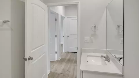 Entry Way - 920 Liverpool Way, Baxter, TN 38544 photo 5 of 8