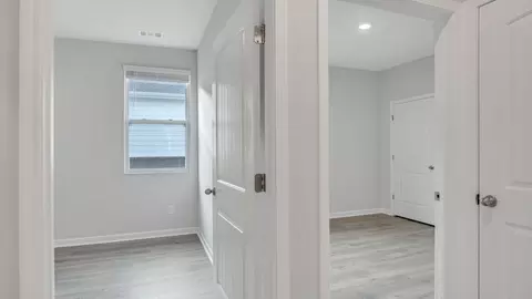 Entry Way - 920 Liverpool Way, Baxter, TN 38544 photo 4 of 8