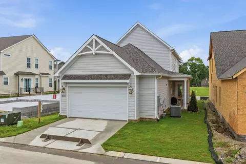 8017 Honeycomb Ln, Chattanooga, TN 37421