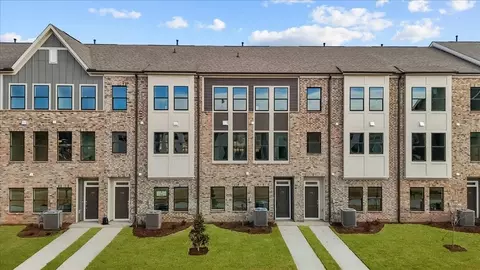 772 Ballyneal Aly, Cary, NC 27513