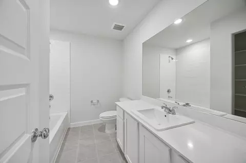Bath - 1124 Bermuda Dr, Lavon, TX 75166 photo 2 of 8