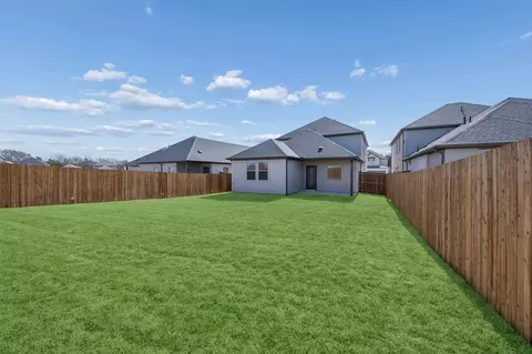 Exterior - 1124 Bermuda Dr, Lavon, TX 75166 photo 2 of 11