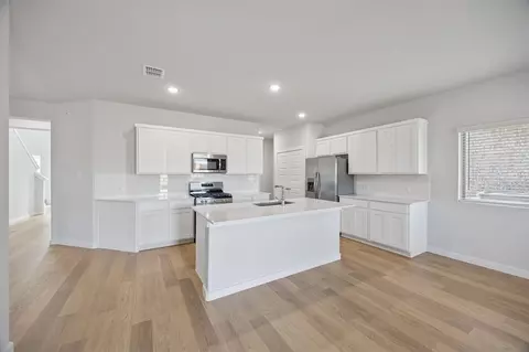 Kitchen - 1124 Bermuda Dr, Lavon, TX 75166 photo 2 of 12