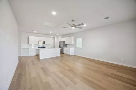 Living - 1124 Bermuda Dr, Lavon, TX 75166 photo 4 of 7