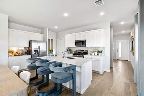 Kitchen - 1124 Bermuda Dr, Lavon, TX 75166 photo 6 of 12