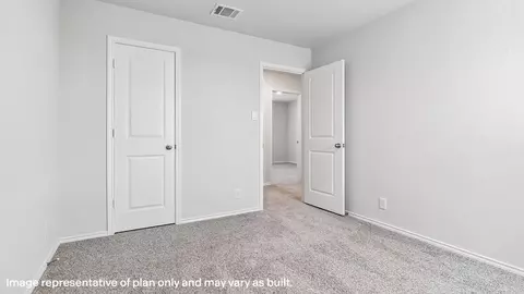 Bedroom - 14530 Open Range Rd, Lytle, TX 78052 photo 3 of 9