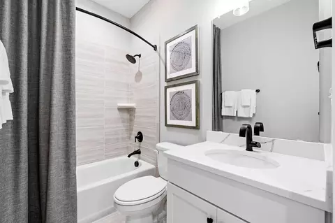 Bath - 4692 Hopsack Dr, Indian Trail, NC 28079 photo 4 of 7