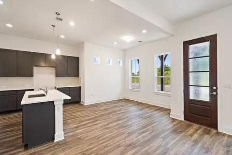 Entry Way - 7900 Skytree Dr, Austin, TX 78744 photo 4 of 4