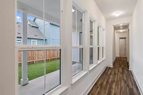 Entry Way - 7900 Skytree Dr, Austin, TX 78744 photo 2 of 4