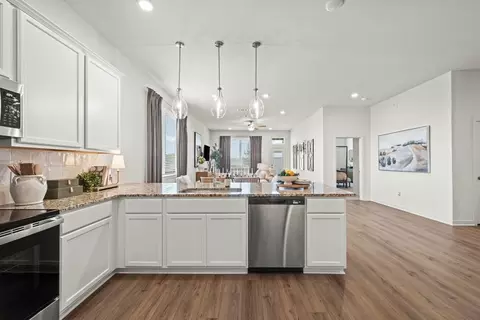 Kitchen - 10224 Bethlehem Ct, Waco, TX 76708 photo 4 of 5