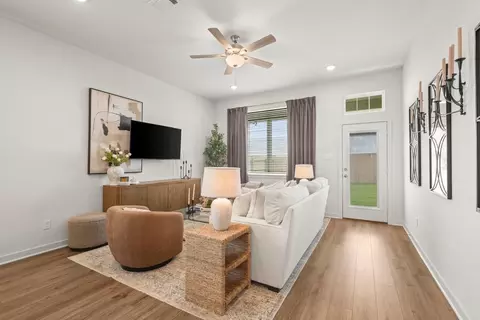 Living - 10224 Bethlehem Ct, Waco, TX 76708 photo 3 of 4