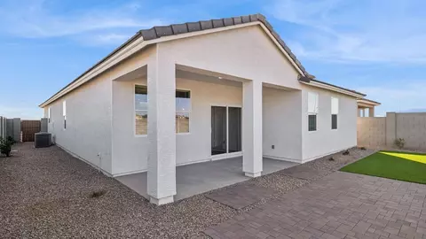 Exterior - 9648 S Caballo Dr, Apache Junction, AZ 85120 photo 5 of 15