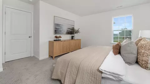Bedroom - 2117 Moorside Ct, Lancaster, SC 29720 photo 4 of 17