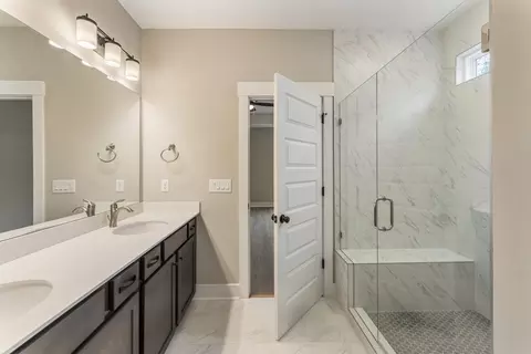 Bath - 732 8th Ave N, Myrtle Beach, SC 29588 photo 1 of 3