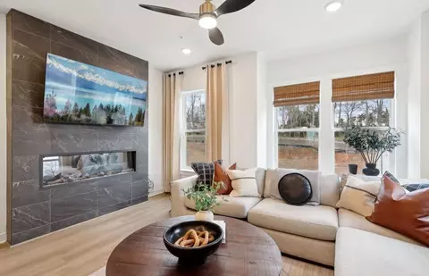 Living - 42535 Black Angus Dr, Ashburn, VA 20148 photo 1 of 1