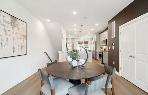Dining - 42535 Black Angus Dr, Ashburn, VA 20148 photo 2 of 3