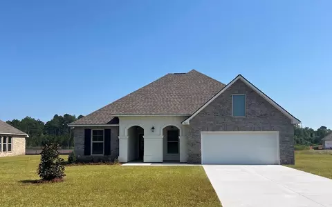 621 Ramsey Spring Dr, Covington, LA 70435
