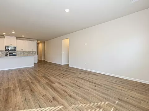 Living - 2302 Snapdragon Ct, Stanley, NC 28164 photo 4 of 6