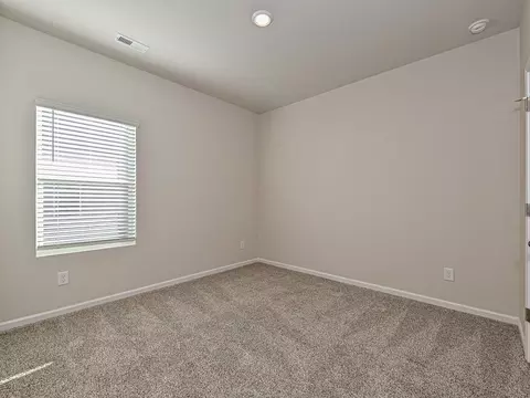 Bedroom - 2302 Snapdragon Ct, Stanley, NC 28164 photo 3 of 7