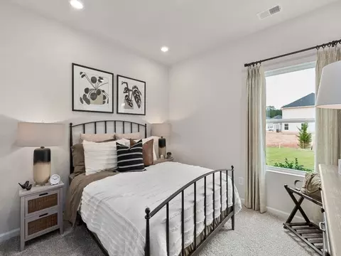 Bedroom - 2302 Snapdragon Ct, Stanley, NC 28164 photo 4 of 7