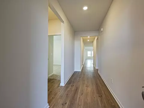 Entry Way - 2302 Snapdragon Ct, Stanley, NC 28164 photo 1 of 2
