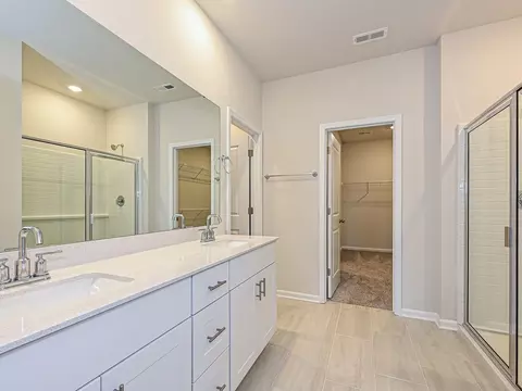 Bath - 2302 Snapdragon Ct, Stanley, NC 28164 photo 1 of 5