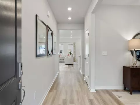 Entry Way - 2302 Snapdragon Ct, Stanley, NC 28164 photo 2 of 2