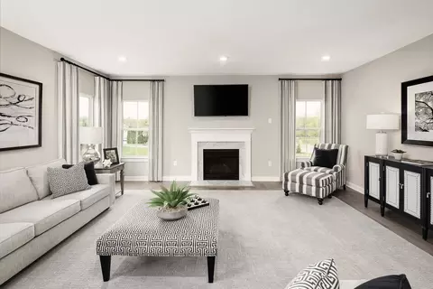 Living - 101 Olde Mill Ln, Zelienople, PA 16063 photo 1 of 4