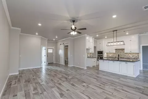 Living - 932 Hydrangea Way, Edmond, OK 73034 photo 3 of 22