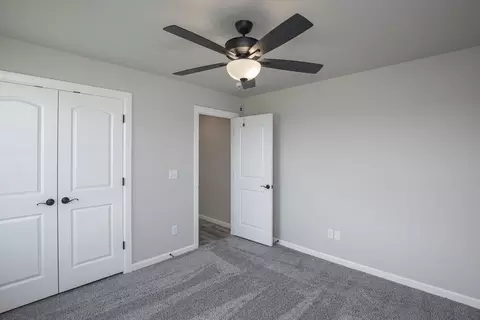 Bedroom - 932 Hydrangea Way, Edmond, OK 73034 photo 3 of 14