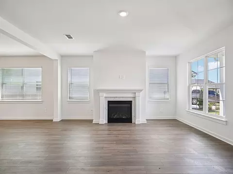 6838 Chatsworth Ct, Murfreesboro, TN 37129