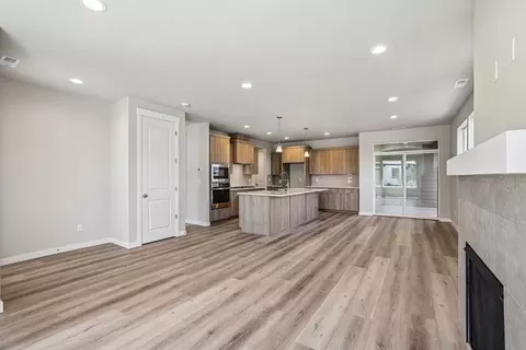 8424 SE Orion Ln, Hillsboro, OR 97123